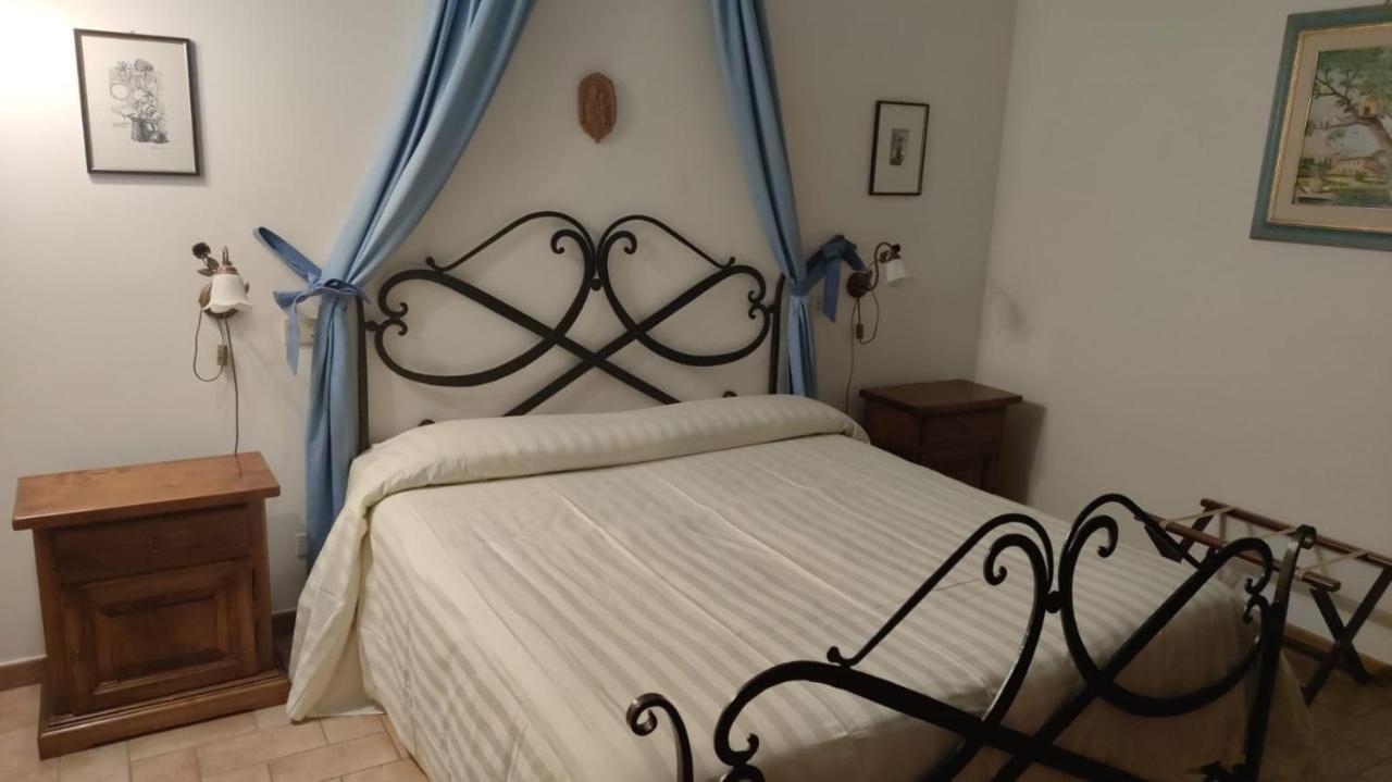 Il Colombaio Agriturismo Montegabbione 外观 照片