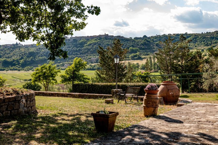 Il Colombaio Agriturismo Montegabbione 外观 照片