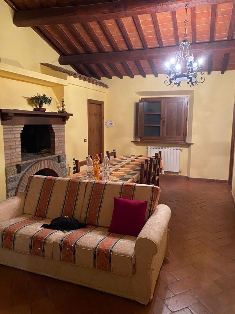 Il Colombaio Agriturismo Montegabbione 外观 照片